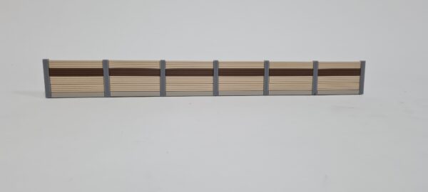 Lärmschutzwand H0. 38 mm hoch gerade, 6 Felder 5,5cm braun